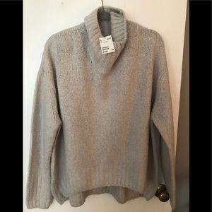 NWT Oversized dove gray H&M Pullover Sweater